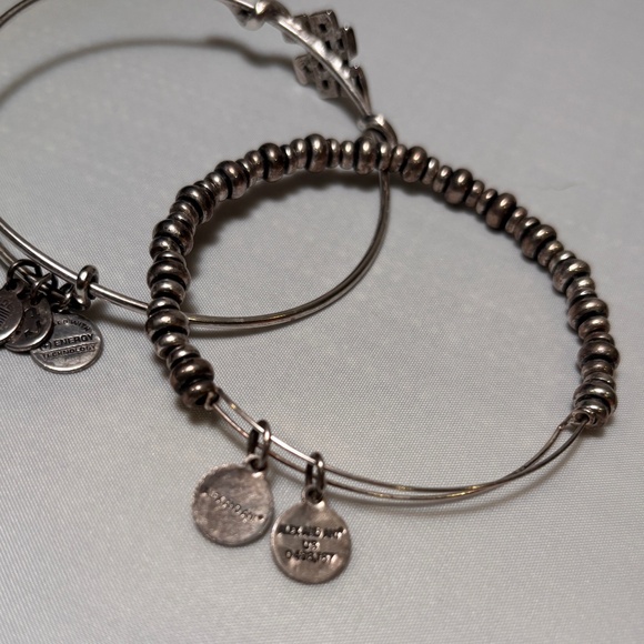 🚨 Clearance 🚨 Alex and Ani - Silver Bead and Celtic Knot Bracelets - Picture 6 of 8